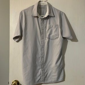Men’s S UA Lightweight button up